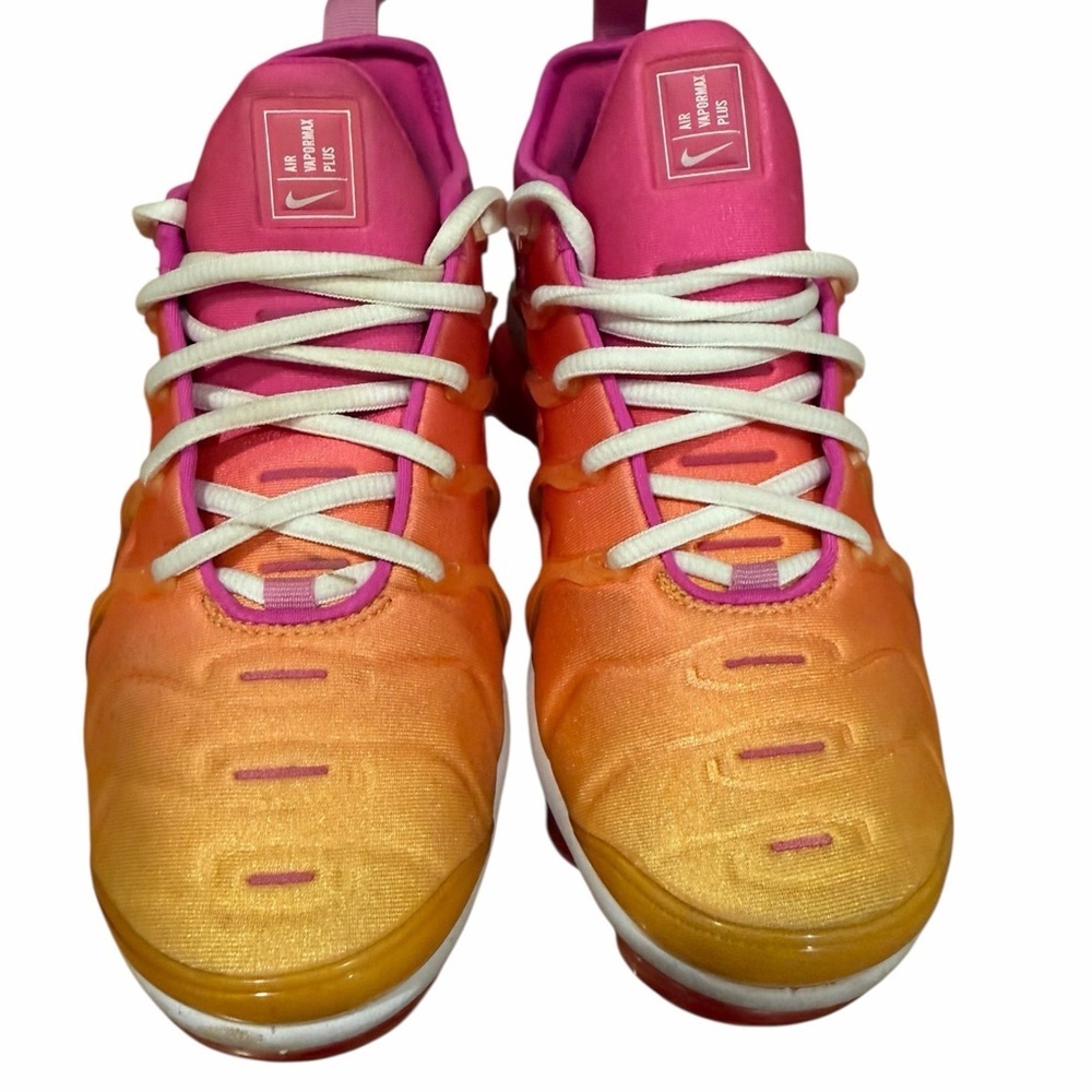 Nike Air Vapormax Plus Laser Fushia Psychic Pink - Woman's Size 7 - Picture 2 of 4